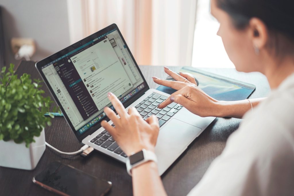 Why Modern Businesses Need Smarter Communication Strategies in 2025